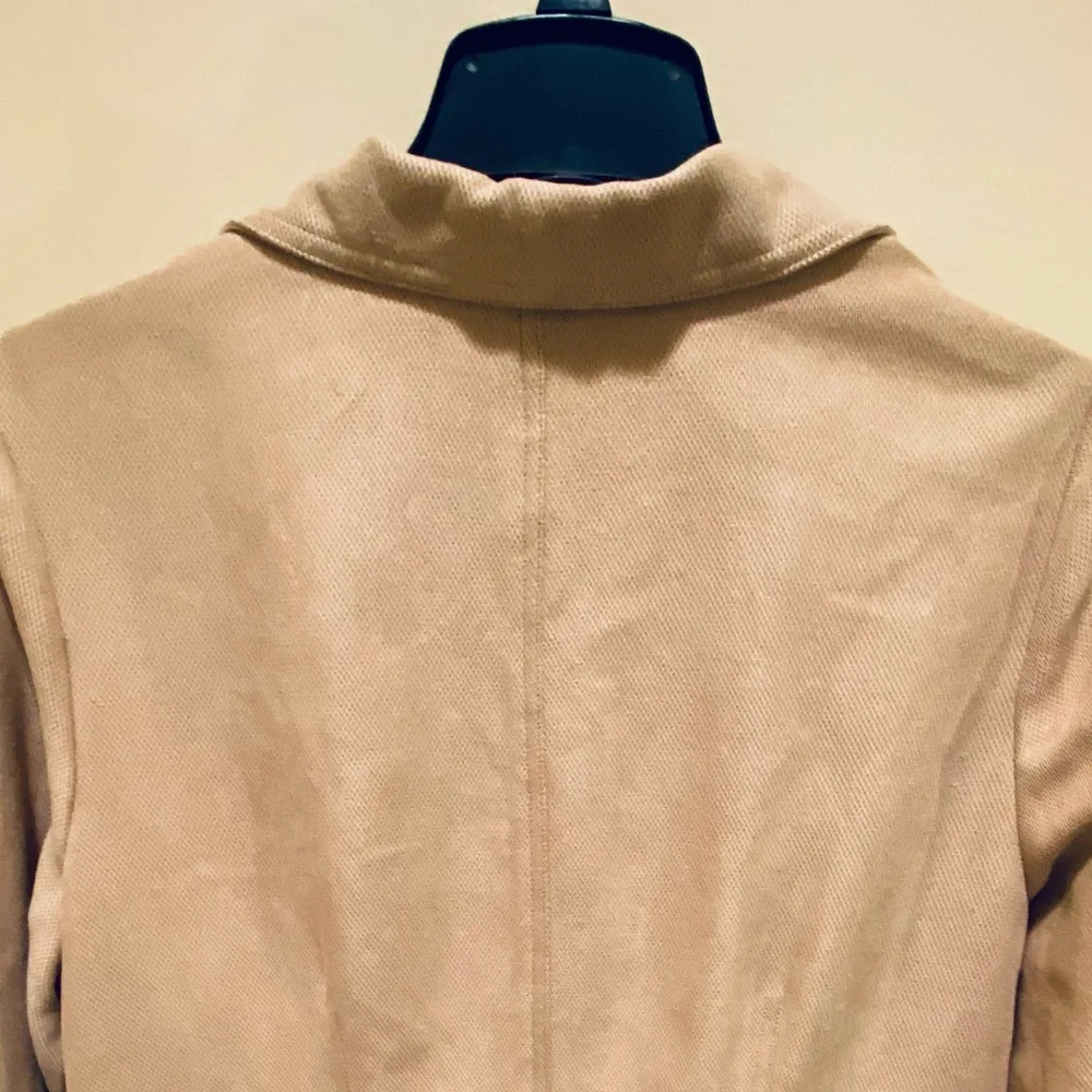 🌟HP🌟NWOT Camel Microfiber/Faux Suede Snap Close Jacket - Picture 10 of 11
